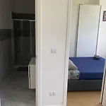 Stardust Padre Giuliani Lägenhet Milano